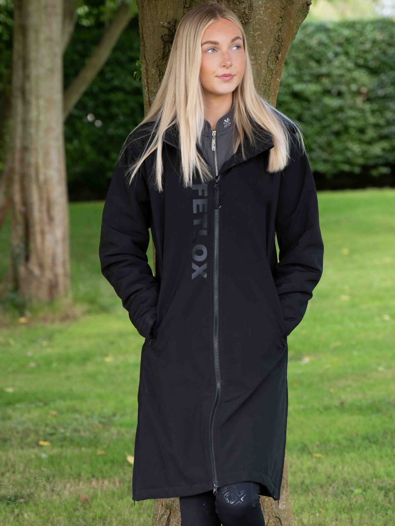 Girl wearing stride performance long - fetlox 